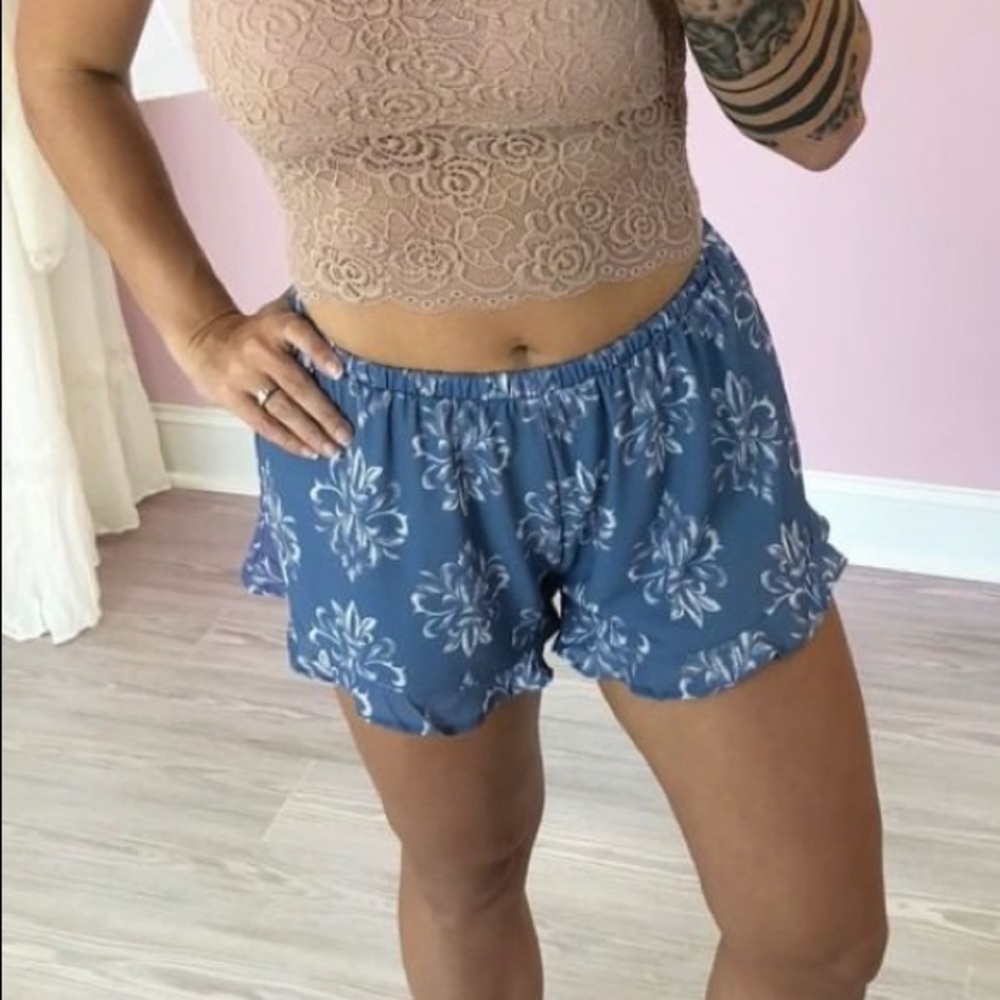 Rebellia All Dolled Up Shorts- XL